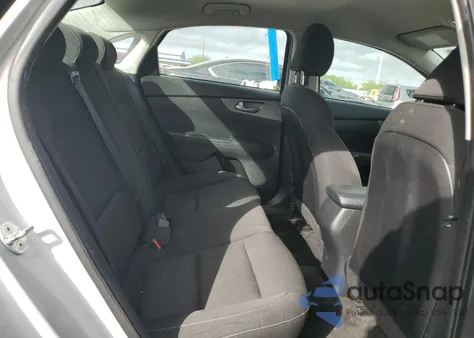 2021 Kia Forte Fe from USA, damaged, VIN 3KPF24AD7ME307675